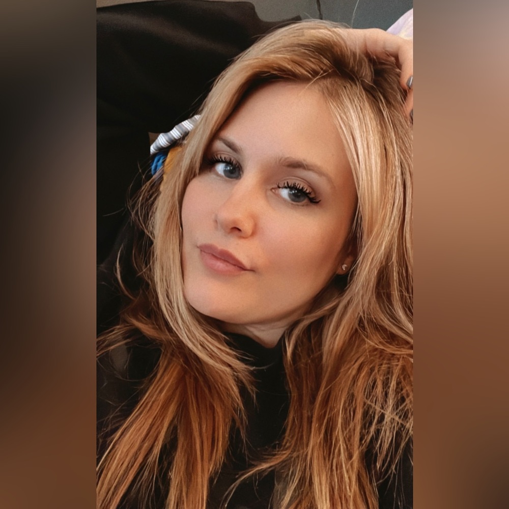 Meet your Posher, Maria